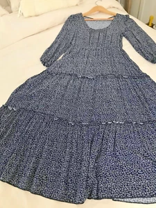 Midikleid Prairie Style Größe M Stufen Volantrock marine/weiß Blumenmuster - Bild 1 von 8