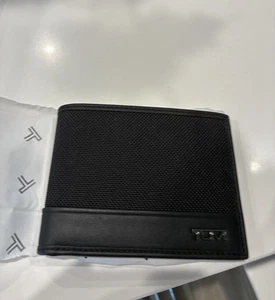 New Authentic Tumi Alpha Men Double Billfold Men Wallet Black Logo - Picture 1 of 6