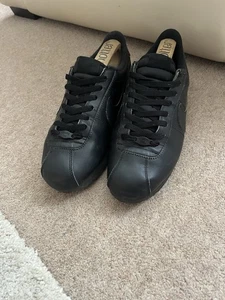 Men’s 2019 Triple Black Leather Nike Cortez Trainers Size 8 UK - Picture 1 of 7