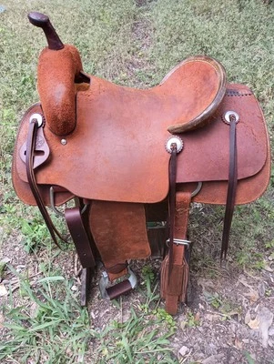15.5" Spur Saddlery Cutting Saddle - Made in Texas - Image 1 of 4