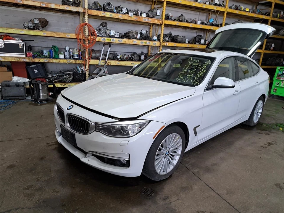 Unidad de actuador/bomba de freno antibloqueo Abs 2014 328i GT SKU#4207540 Foto 1 de 4