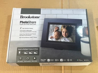 BROOKSTONE 8-inch PHOTOSHARE FRAME FSM08BLB HIGH-DEFINITION DISPLAY - Image 1 of 4