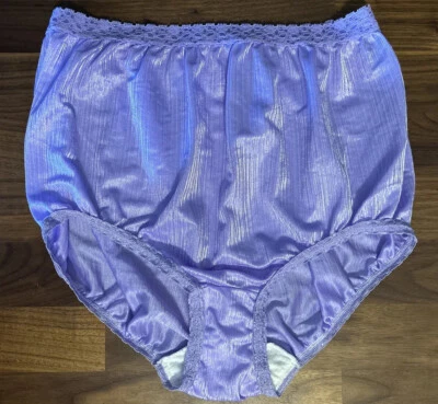 Bragas Vintage Rayas Brillantes Nailon Satinado Brillo Talla 6 Púrpura Encaje Sears Foto 1 de 4