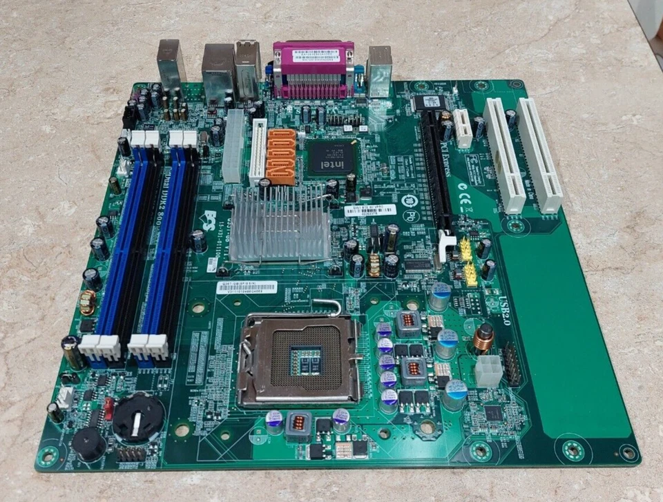 Gateway E-4620 Q35T-GB Desktop Motherboard 4006237R BTX W/VPRO V1.1 DDR2 800 - Image 1 of 4