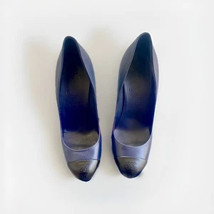 AUTH.CHANEL NAVY  LEATHER/LOGO PLATFORM PUMPS 36.5 - Picture 1 of 9