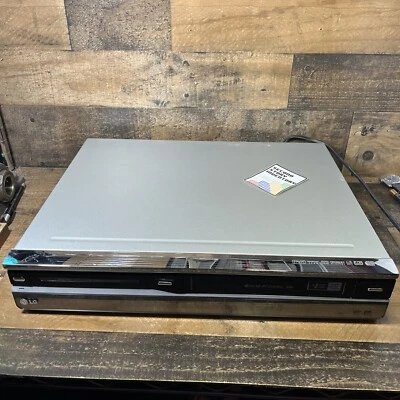 LG LRY-517 DVD Player Recorder & VCR Combo DVD/VCR VHS - NO REMOTE - Image 1 of 4