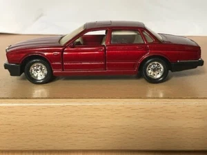 Vintage Jaguar XJ6  Matchbox Super Kings 1.36 scale - Picture 1 of 8