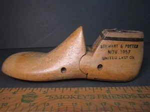 Shoe Form Last Child 5 1/2 Stewart Potter Nov 1957 United 23 wood metal antique - Picture 1 of 8