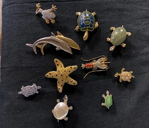 Sea Animal Brooch Lot Of 10 Rhinestone Enamel Aquatic Dolphin Turtles Lobster - Picture 1 of 9