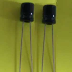 Condensatore Elettrolitico 100uf 16V (2 pz) Radiale XICON IN OFFERTA!! - Foto 1 di 3