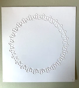 Embossed Card / Topper. Circle design White x 4 ...300gsm. ...(A) - Picture 1 of 1