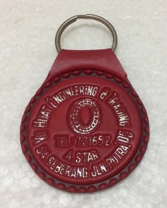 YU HUAT ENGINEERING & TRADING CO. Rare Vintage Highly Collectible Key Chain - Picture 1 of 4