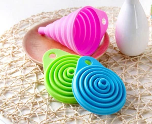 Collapsible Silicone Funnel Foldable Silicon Kitchen Hopper Practical Mini Tool - Picture 1 of 13
