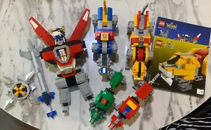 LEGO Creator Expert Ideas Set 21311 Voltron Defender of the Universe Complete - Picture 1 of 13