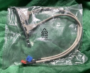*NEU VERSIEGELT* ASUS 14G000506433 2x USB 2.0 + 1x FIREWIRE 4-poliges 1394A Adapterkabel - Bild 1 von 3