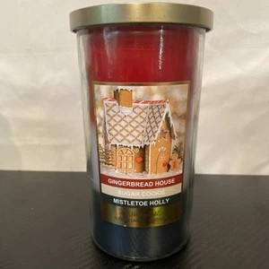 Holiday Style Triple Scent Candle Holly/ Gingerbread /Sugar Cookie 17oz. - Picture 1 of 5
