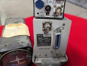 Avionics Misc Parts (Lot). 14V - For parts or repair - Picture 1 of 6
