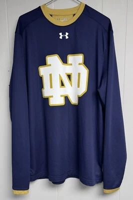 Notre Dame Under Armour Heat Gear Manga Larga Serigrafía ND Suelto Hombres MD Foto 1 de 4