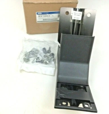 11-16 Ford F-250 F-350 Super Duty left or right rear Running Board Bracket OEM - Image 1 of 4