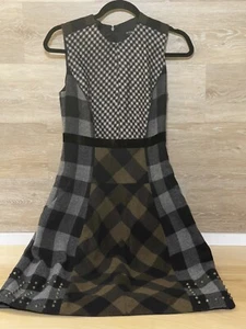 Vestido Etro Lana Múltiples Cuadros Sin Mangas Línea A con Detalles de Tachón Talla 38 - Imagen 1 de 10