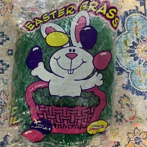 NOS Vintage Easter grass green plastic, made in USA  - Picture 1 of 7
