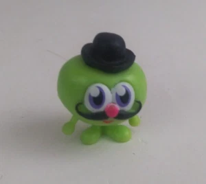 Moshi Monsters Series 4 Scrumpy Moshling Green Apple 1.25" Mini Figure - Picture 1 of 7