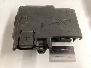 Opel Corsa E Sicherungskasten Sicherungsblock Batterie 525230582 13491092BG - Bild 1 von 2