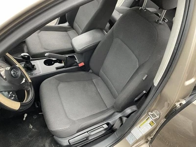 Volkswagen Passat 2012-2015 lado del conductor izquierdo asiento delantero manual tela negro Foto 1 de 4