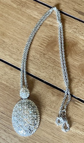 VETEMENTS Collana con ciondolo ovale strass finto argento chiusura aragosta