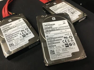 LOTE DE 10* NETAPP 1.8TB 10K 12G 2.5" SAS ST1800MM0018 X426 STBTE1T8A10 *520BLOCK - Imagen 1 de 5