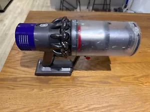 Corpo principale Dyson V10 con pattumiera BATTERIA e FILTRO - Foto 1 di 4
