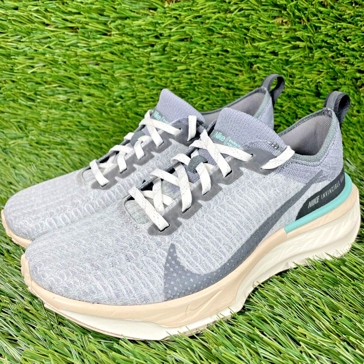 Nike ZoomX Invincible 3 Cool Grey Black for Sale Nike ZoomX Invincible 3 Cool Grey Black for Sale