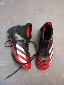 ADIDAS PREDATOR SOCK ANKLE RED/BLACK FOOTBALL BOOTS SIZE UK 3