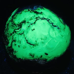 Natural Rare Volcanic Agate Crystal Sphere Healing 2240G (UV Reactive crystal) - Picture 1 of 16