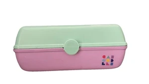 Astuccio trucco vintage anni 90 Caboodles viola e verde acqua Petites con specchio 2 strati - Foto 1 di 5