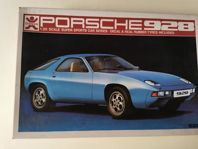 Rare   Porsche 928  Bandai   No. 8019 1:20 old shop stock sealed bags - Immagine 1 di 4