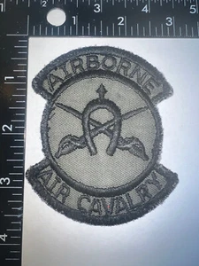 US Army 17th Airborne Air Cavalry cut edge, circa 60s, unused, subdued - Picture 1 of 2