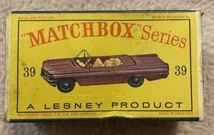 Matchbox Lesney no. 39 Pontiac Convertible yellow in box - Picture 1 of 4