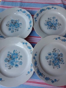 Vintage Floral Porcelain Dinner Plates 4x Czechoslovakia - Picture 1 of 5