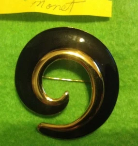 Vtg MONET Huge Gold Black Enamel Massive Modernist Pin Brooch Designer Runway -N - Picture 1 of 3