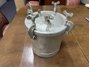 Craftsman Paint Pressure Tank 1 gallon can or 2.5 gall. liquid - Picture 1 of 5