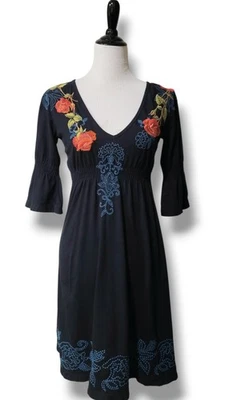 Vestido midi Johnny Was JWLA rosa bordado Y2K manga 3/4 S manga acampanada negro Foto 1 de 4