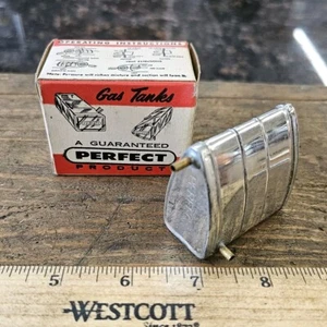 RC Remote Airplane Gas Nitro Tank Perfect #22 Wedge Tank 1-⅓Oz NEW VINTAGE ☆US - Picture 1 of 2