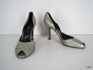 Zapatos de tacón Kenneth Cole talla 8,5 cuero plateado metálico punta abierta cruzada - Imagen 1 de 12