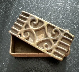 RARE SPECTACULAR OLD AKAN/ASHANTI WAX CAST LID BRASS GOLD DUST BOX - Picture 1 of 14