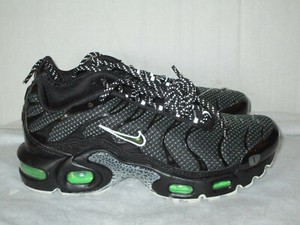 Las mejores ofertas en Tenis atléticas negras Serpiente Nike para mujeres |  eBay