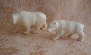 Two Vintage Ivory Resin Polar Bear Figurines Made in Japan - Picture 1 of 11