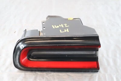 Dodge Challenger Hellcat 2016 6,2 L OEM conjunto de luces traseras del lado del conductor LH #1642 Foto 1 de 4