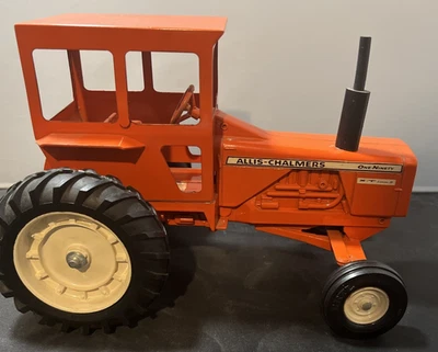 Custom Ertl Allis-Chalmers One-Ninety with Cab 1/16 - Image 1 of 4