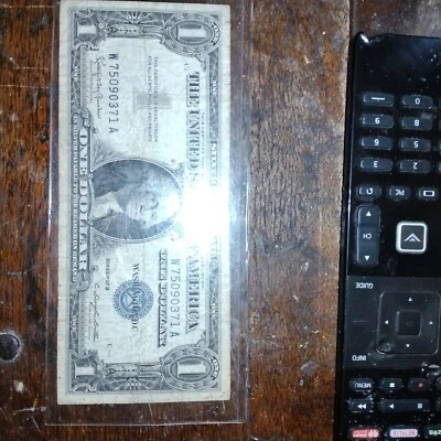 1957 B Certificate One Dollar Bill With The Blue Seal - Image 1 of 2